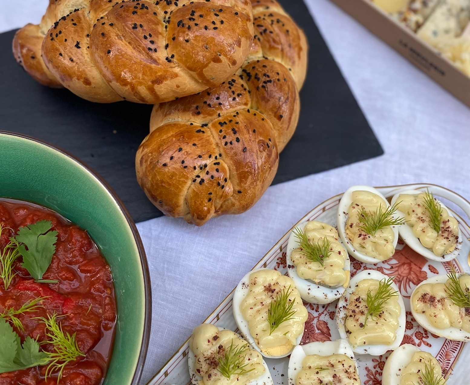 Pièces cocktail levantines finger food — SAVTA traiteur Marseille